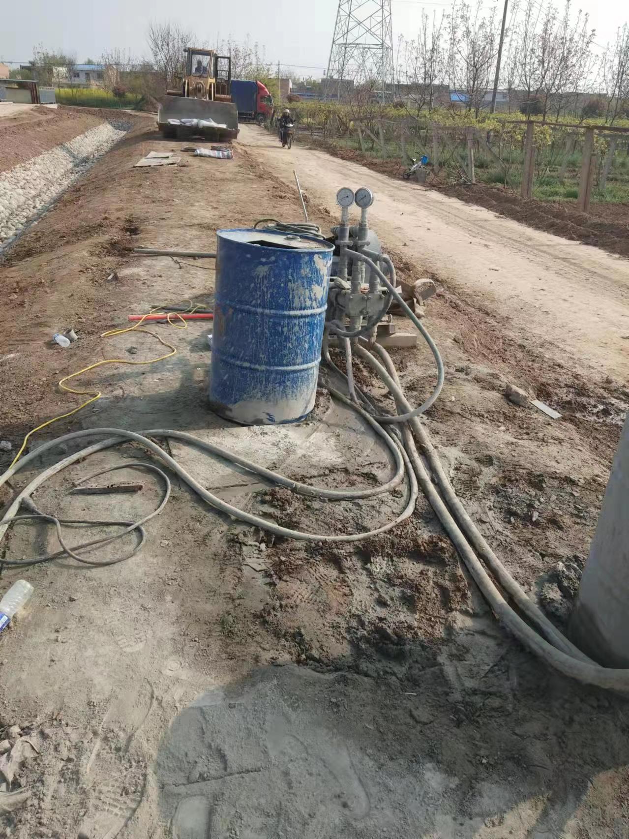 张沟镇顶管注浆